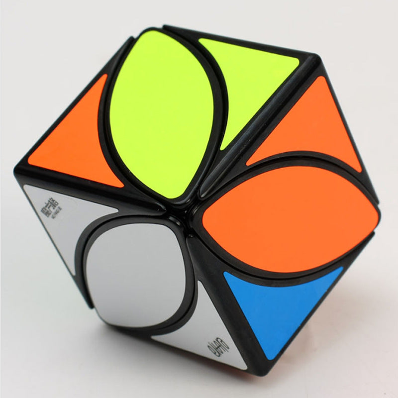 Puzzle Cubes 8 in 1 (similar to a Rubiks cube)